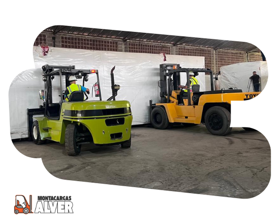 2 Montacargas Alver en OperaciÃ³n